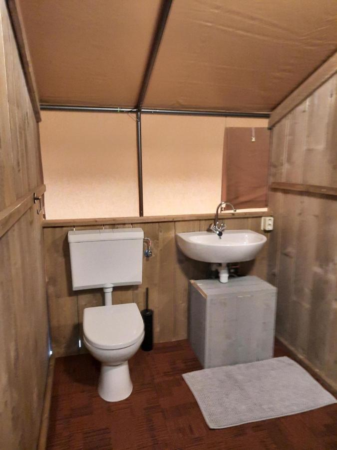 Safaritent Sarek, Wolvenspoor 10 Vledder エクステリア 写真